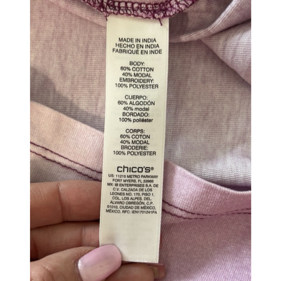 Chico's Floral Ombre Short Sleeve Embroidered Embellished Top Boho Y2K Purple‎ M - Picture 8 of 8